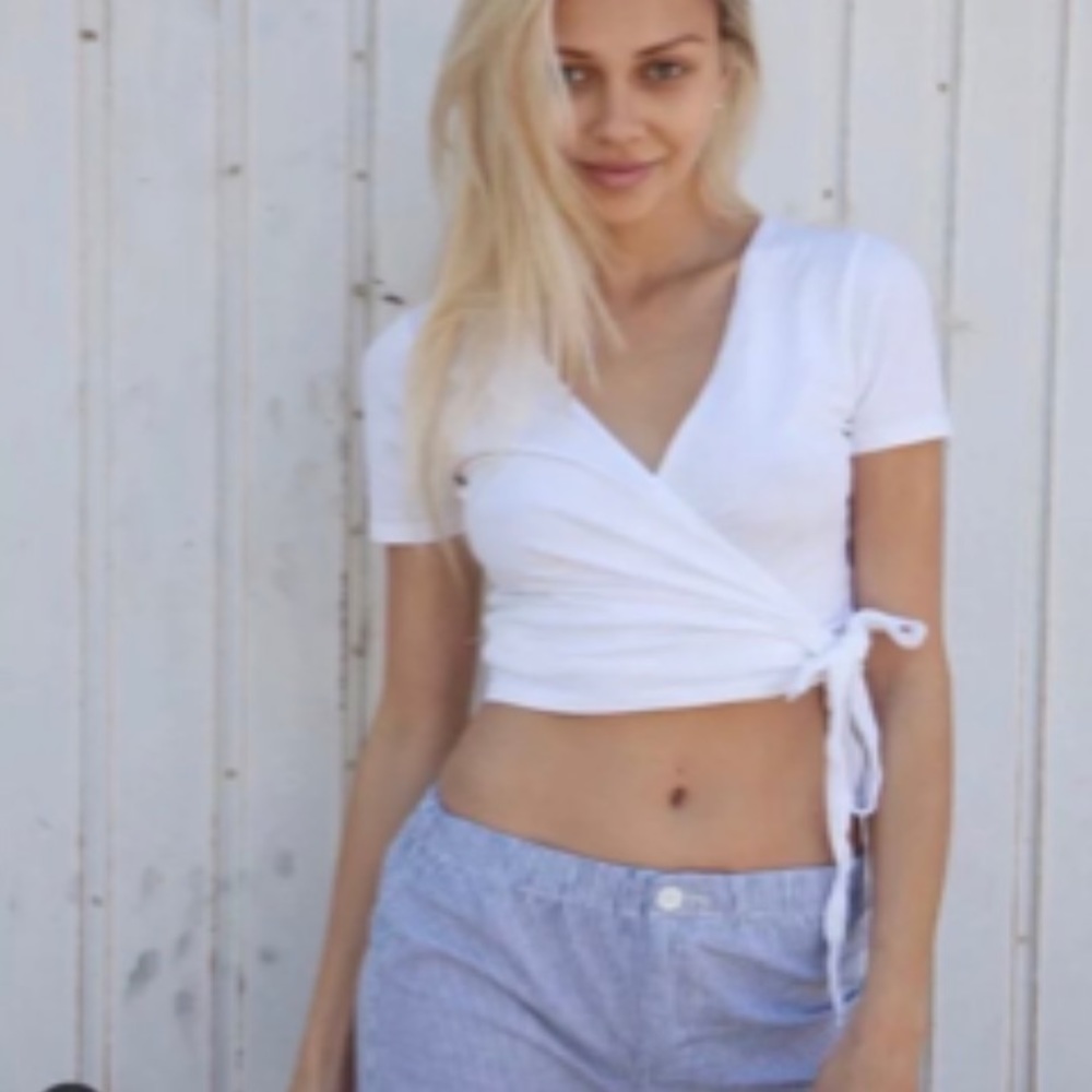 Brandy Melville Rae wrap top NWOT